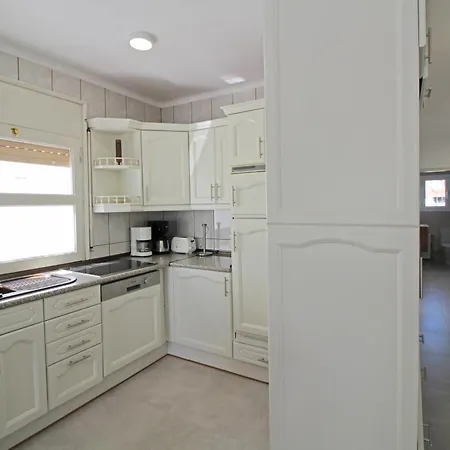 Apart-rent Casa Llobregat 0100 Empuriabrava