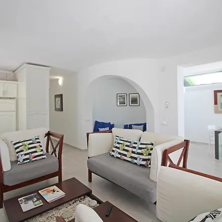 Villa Apart-rent Casa Llobregat 0100 Empuriabrava