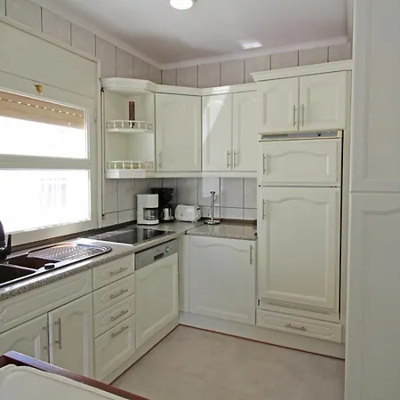 Villa Apart-rent Casa Llobregat 0100 Empuriabrava