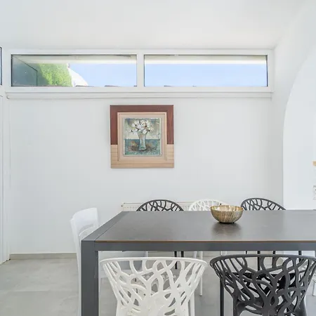 Apart-rent Casa Llobregat 0100 Villa Empuriabrava