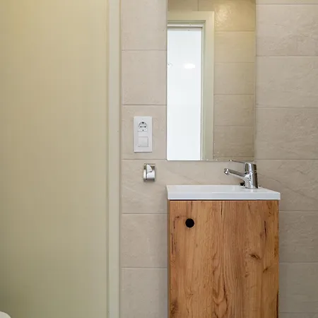 Apart-rent Casa Llobregat 0100 Villa Empuriabrava