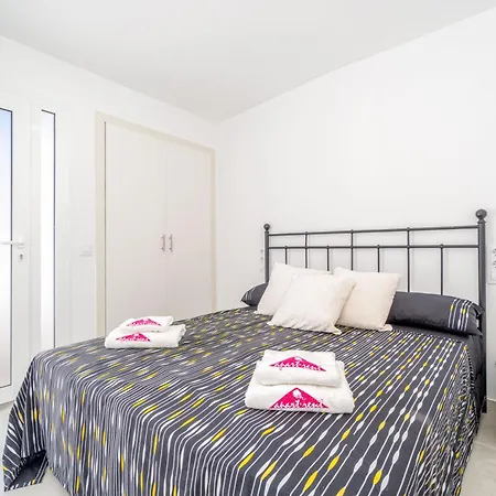 Apart-rent Casa Llobregat 0100 Villa Empuriabrava